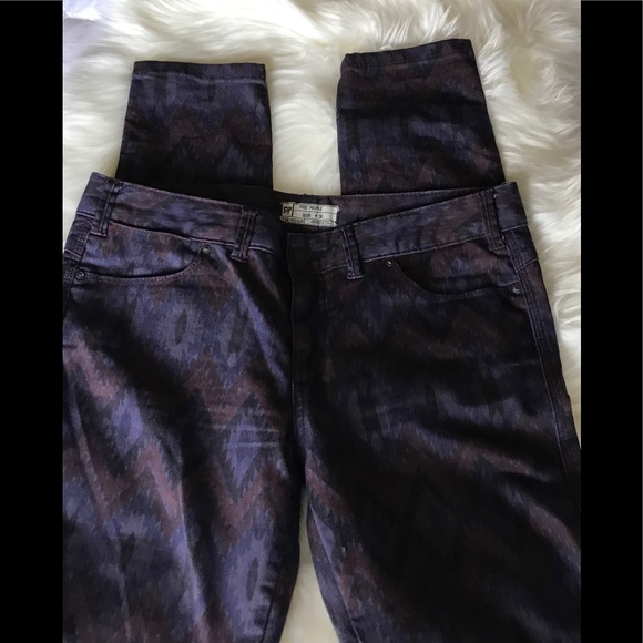 Free People Aztec Tribal Print Skinny Jeans S-30 - Picture 4 of 7